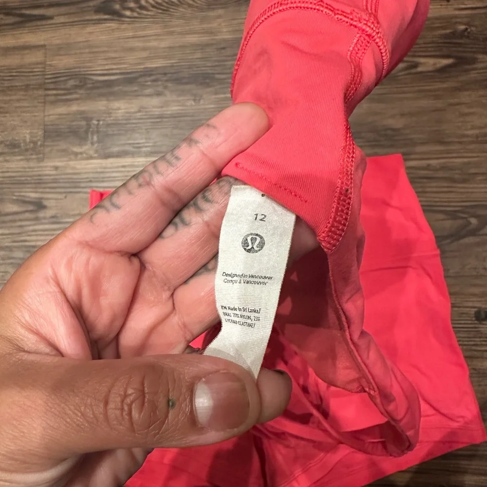 Lululemon Athletica Sports Bra and Shorts Set - Picture 3 of 4